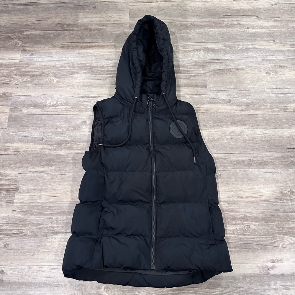 Fabletics Wander Puffer Vest